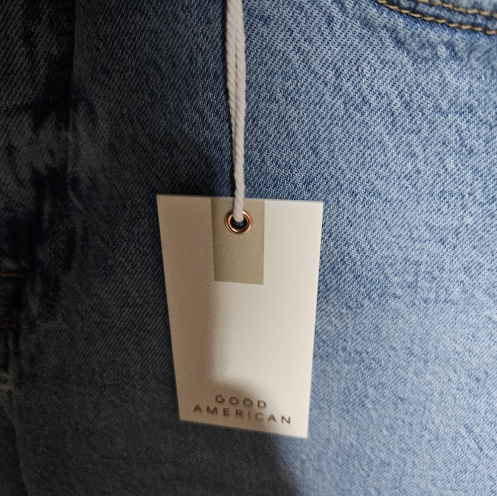 Good American "Good Girlfriend' NWT Mid Rise Jeans Women Size 6/28 - Picture 4 of 8